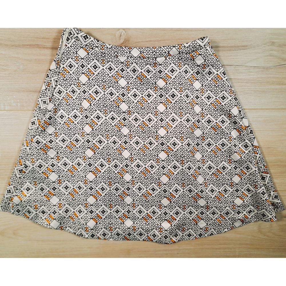H&M‎ Geometric Print Black White Orange Side Zip Pleated A-Line Mini Skirt SZ 2